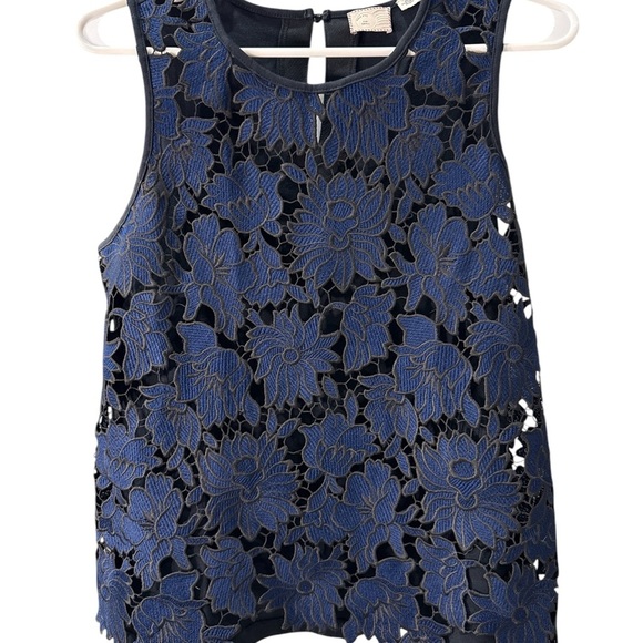 Anthropologie Blue Lace Embellished Cut Out Tank Top Size S, Pre-Owned EUC - Picture 1 of 6